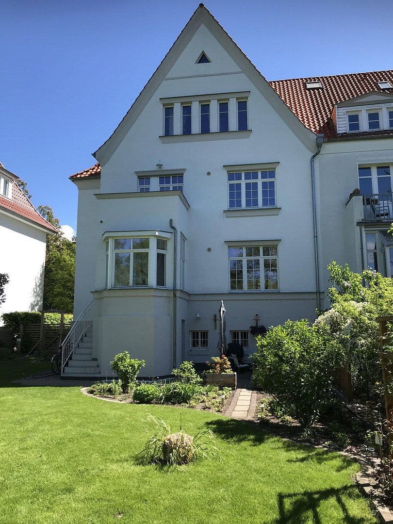 Predaj domu 287 m², pozemok 680 m², Brehmstraße 24, Hannover, Dolné Sasko Predaj domu 287 m², pozemok 680 m², Brehmstraße 24, Hannover, Dolné Sasko