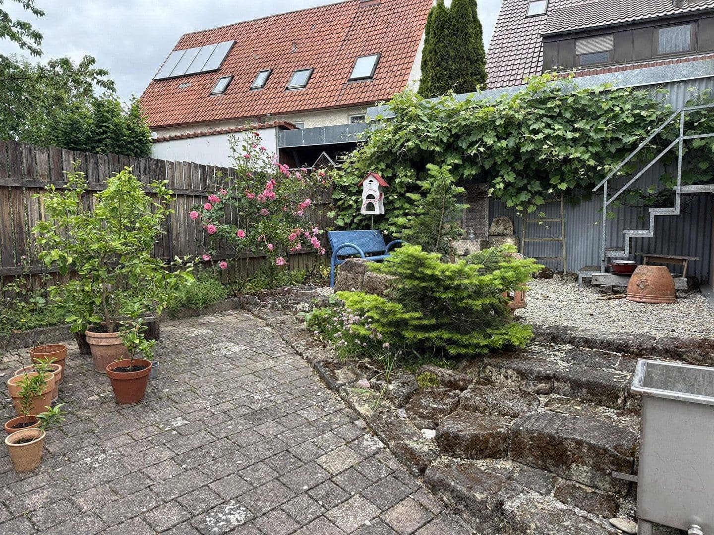 Predaj domu 104 m², pozemok 199 m², Filderstadt, Bádensko-Wurttembersko Predaj domu 104 m², pozemok 199 m², Filderstadt, Bádensko-Wurttembersko