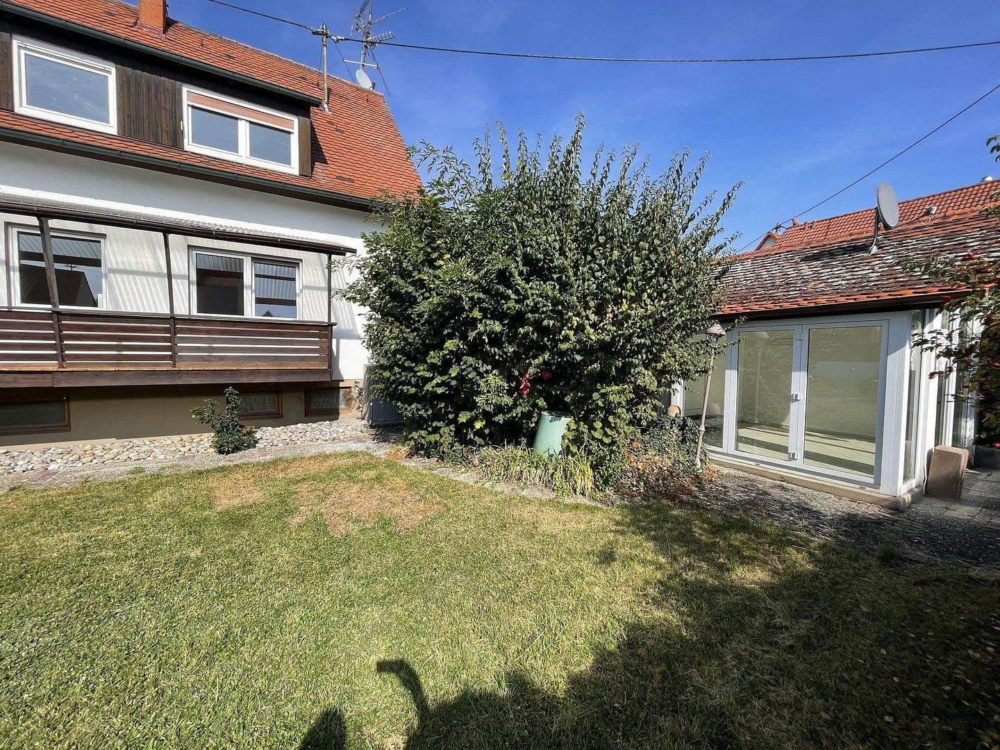 Prenájom domu 180 m², pozemok 590 m², Erbach, Bádensko-Wurttembersko Prenájom domu 180 m², pozemok 590 m², Erbach, Bádensko-Wurttembersko