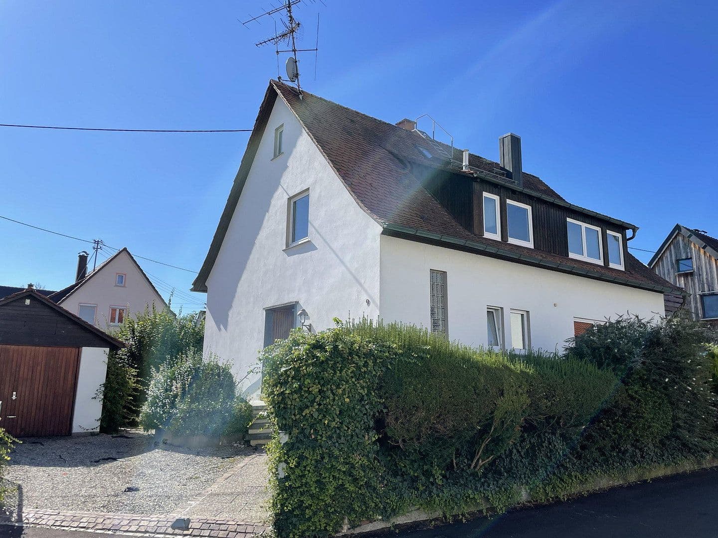 Prenájom domu 180 m², pozemok 590 m², Erbach, Bádensko-Wurttembersko Prenájom domu 180 m², pozemok 590 m², Erbach, Bádensko-Wurttembersko