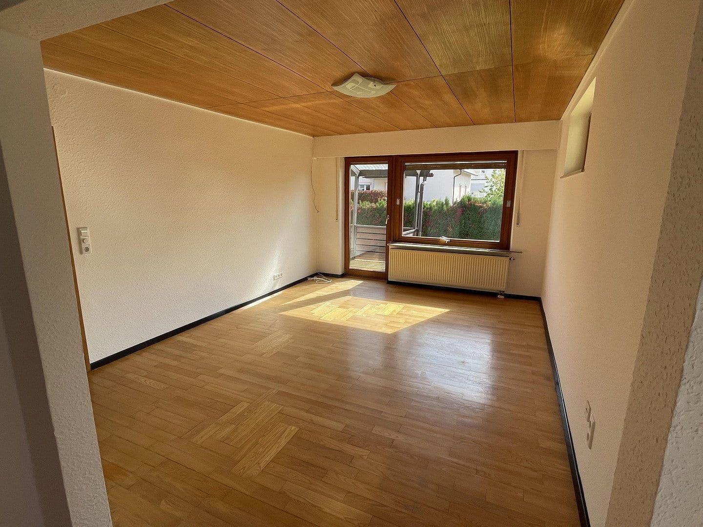 Prenájom domu 180 m², pozemok 590 m², Erbach, Bádensko-Wurttembersko Prenájom domu 180 m², pozemok 590 m², Erbach, Bádensko-Wurttembersko