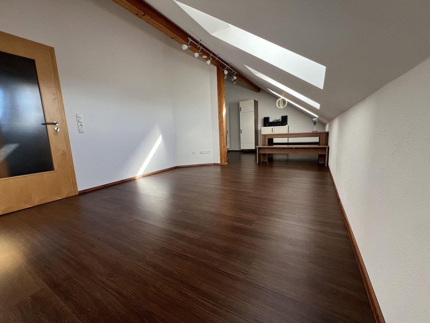 Predaj domu 195 m², pozemok 715 m², Moosinning, Bavorsko Predaj domu 195 m², pozemok 715 m², Moosinning, Bavorsko