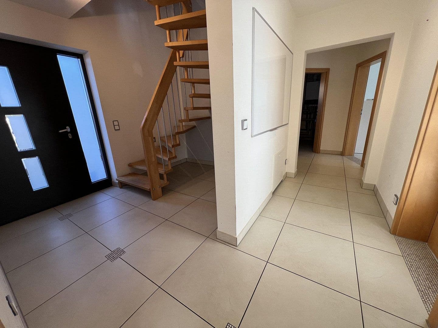 Predaj domu 195 m², pozemok 715 m², Moosinning, Bavorsko Predaj domu 195 m², pozemok 715 m², Moosinning, Bavorsko
