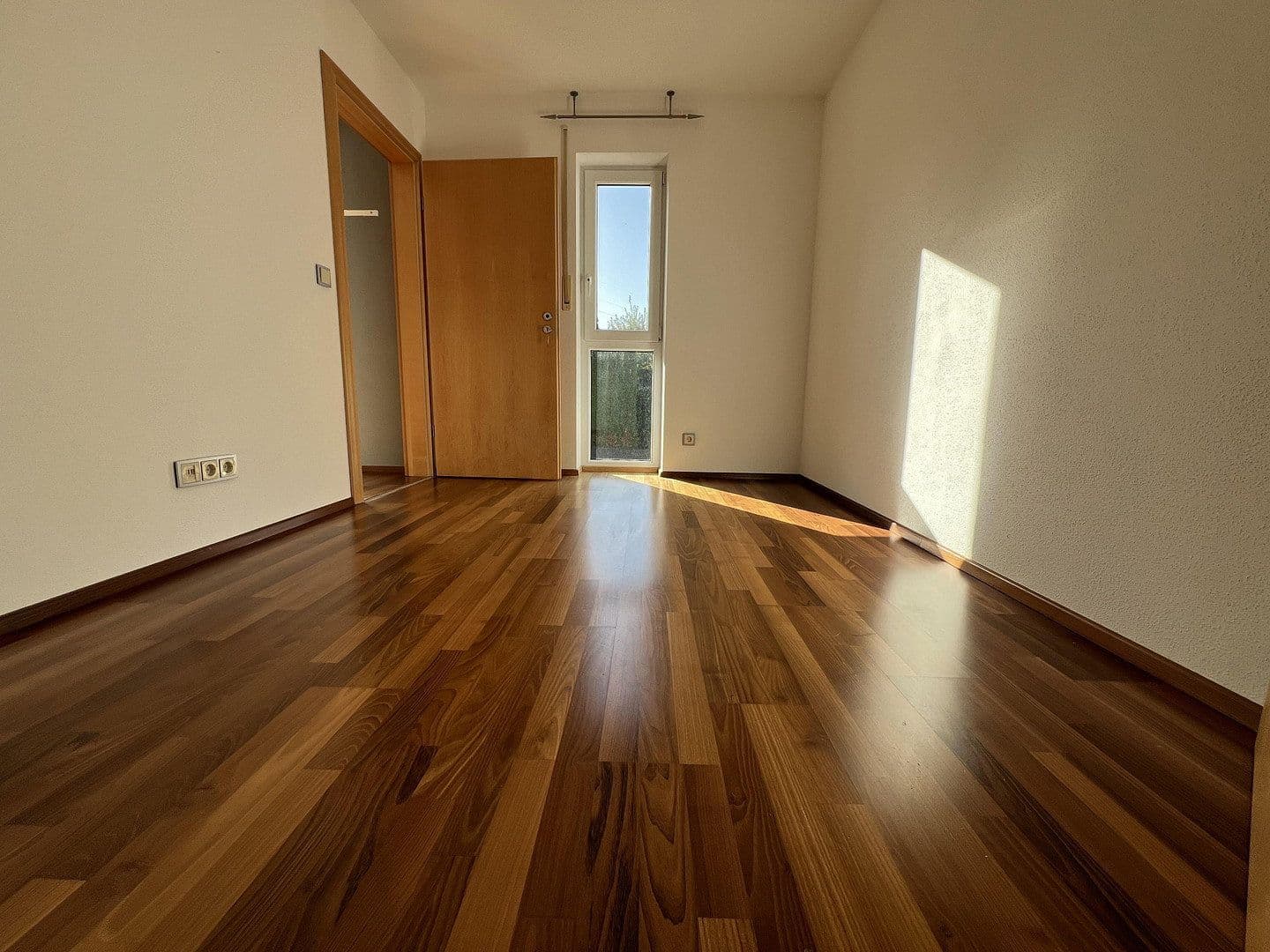 Predaj domu 195 m², pozemok 715 m², Moosinning, Bavorsko Predaj domu 195 m², pozemok 715 m², Moosinning, Bavorsko