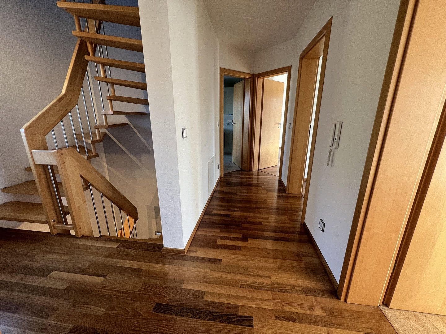 Predaj domu 195 m², pozemok 715 m², Moosinning, Bavorsko Predaj domu 195 m², pozemok 715 m², Moosinning, Bavorsko