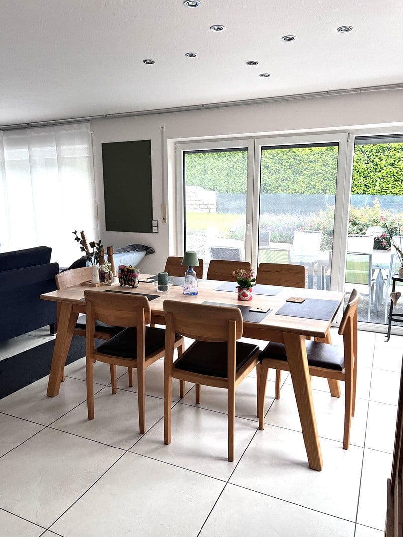 Predaj domu 195 m², pozemok 715 m², Moosinning, Bavorsko Predaj domu 195 m², pozemok 715 m², Moosinning, Bavorsko