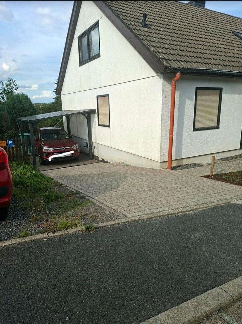 Prenájom bytu 3-izbový 110 m², Zur almke 4, Sundern, Severné Porýnie - Westfálsko Prenájom bytu 3-izbový 110 m², Zur almke 4, Sundern, Severné Porýnie - Westfálsko