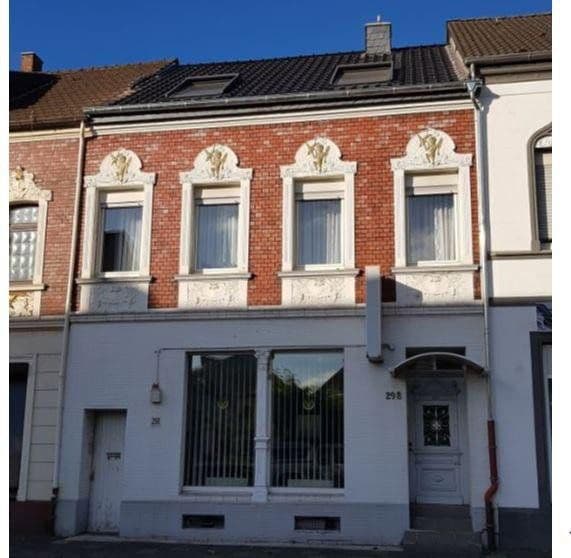Prenájom bytu 3-izbový 93 m², Moerserstr.298, Duisburg, Severné Porýnie - Westfálsko Prenájom bytu 3-izbový 93 m², Moerserstr.298, Duisburg, Severné Porýnie - Westfálsko