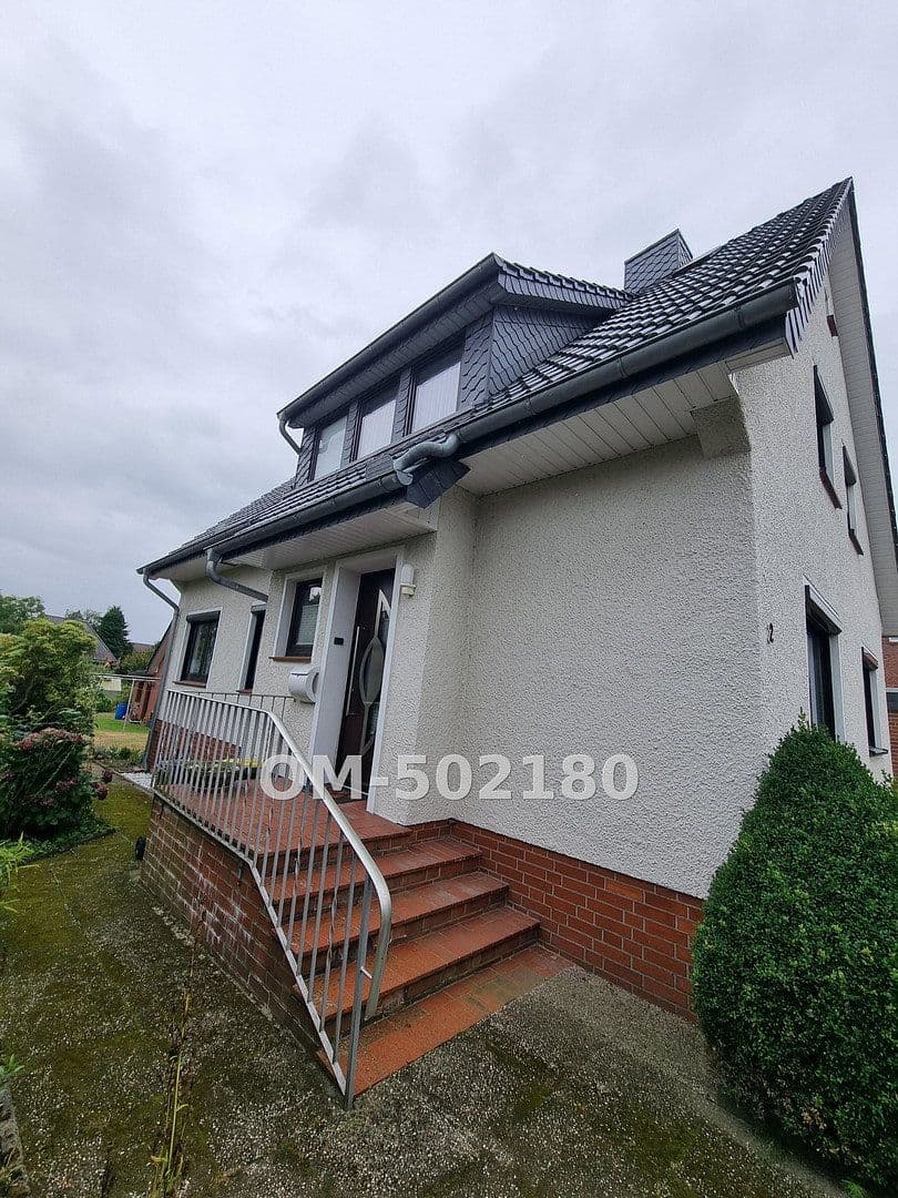 Predaj domu 135 m², pozemok 1.165 m², Syke, Dolné Sasko Predaj domu 135 m², pozemok 1.165 m², Syke, Dolné Sasko