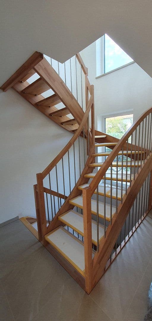 Prenájom domu 130 m², pozemok 300 m², Türkenfeld, Bavorsko Prenájom domu 130 m², pozemok 300 m², Türkenfeld, Bavorsko