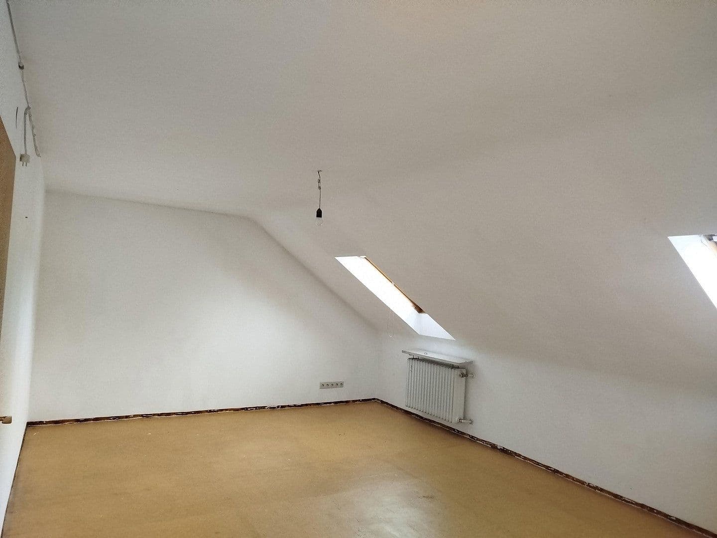 Predaj domu 150 m², pozemok 345 m², Bäumlstraße 73, Puchheim-Bahnhof, Bavorsko Predaj domu 150 m², pozemok 345 m², Bäumlstraße 73, Puchheim-Bahnhof, Bavorsko