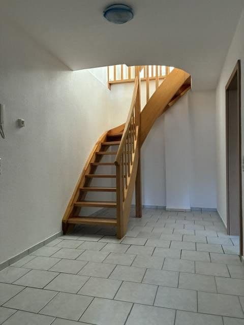 Prenájom bytu 3-izbový 98 m², Neu-Anspach, Hesensko Prenájom bytu 3-izbový 98 m², Neu-Anspach, Hesensko