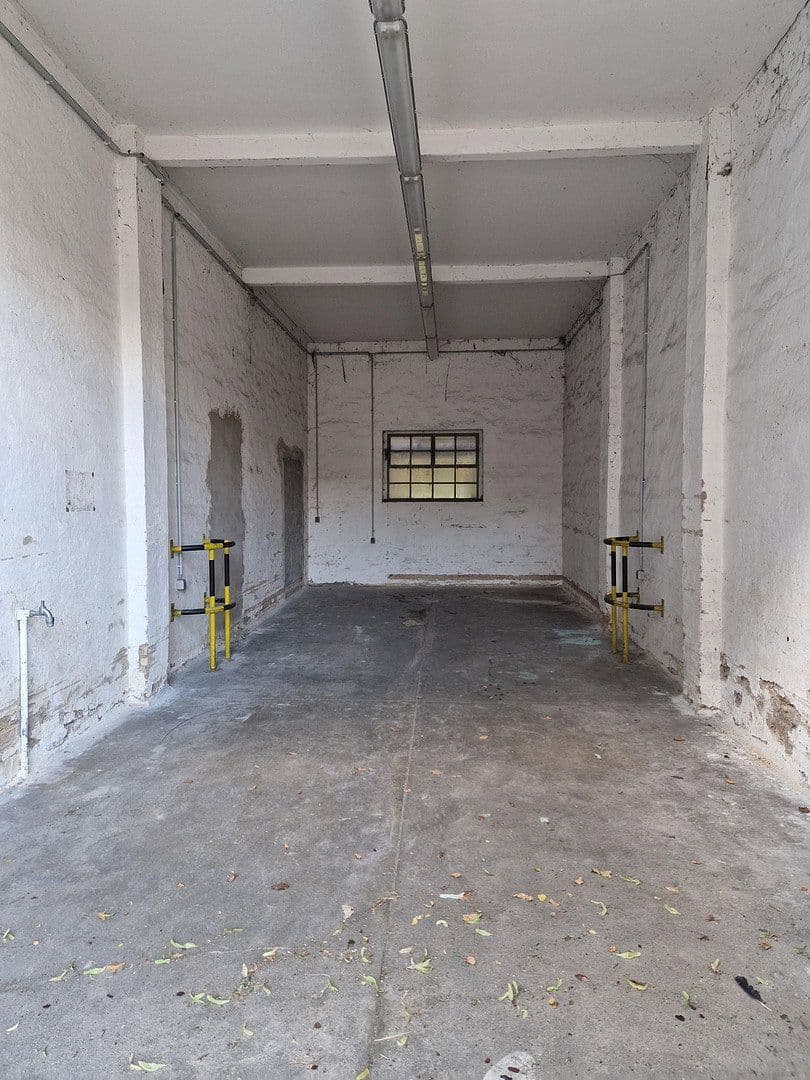 Prenájom kancelárie 137 m², Berliner Straße 30, Fehrbellin, Brandenbursko Prenájom kancelárie 137 m², Berliner Straße 30, Fehrbellin, Brandenbursko