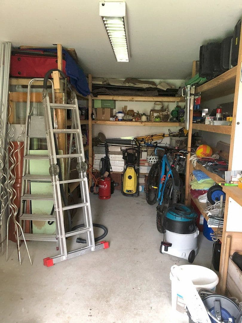 Predaj domu 350 m², pozemok 890 m², Vilshofen an der Donau, Bavorsko Predaj domu 350 m², pozemok 890 m², Vilshofen an der Donau, Bavorsko