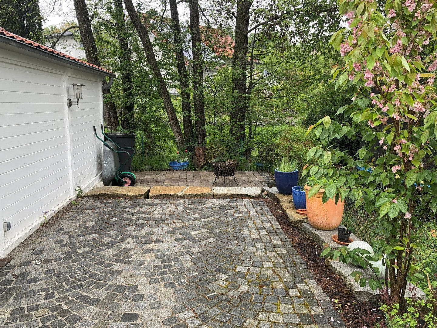 Predaj domu 350 m², pozemok 890 m², Vilshofen an der Donau, Bavorsko Predaj domu 350 m², pozemok 890 m², Vilshofen an der Donau, Bavorsko