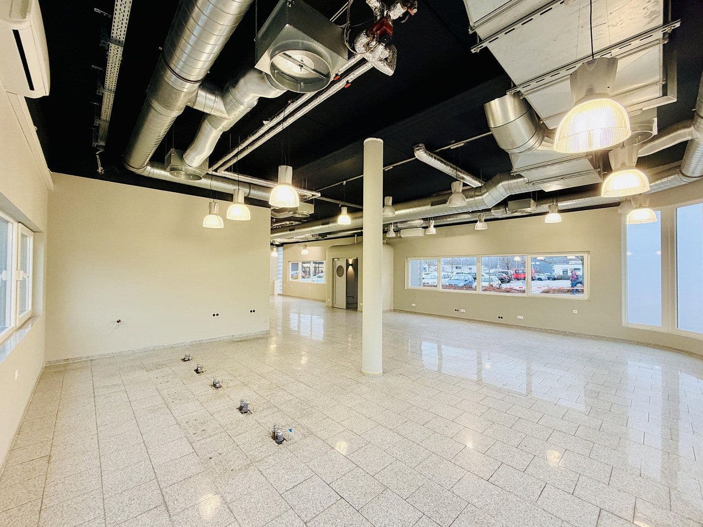 Prenájom nebytového priestoru 230 m², Draisstraße 1, Karlsbad, Bádensko-Wurttembersko Prenájom nebytového priestoru 230 m², Draisstraße 1, Karlsbad, Bádensko-Wurttembersko