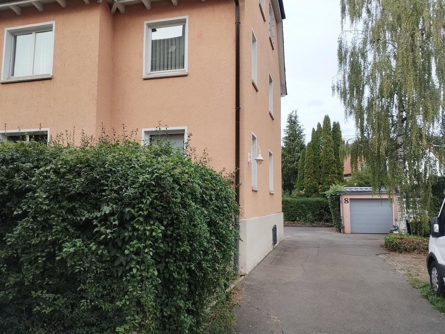 Prenájom bytu 2-izbový 79 m², Reutlingen, Bádensko-Wurttembersko Prenájom bytu 2-izbový 79 m², Reutlingen, Bádensko-Wurttembersko