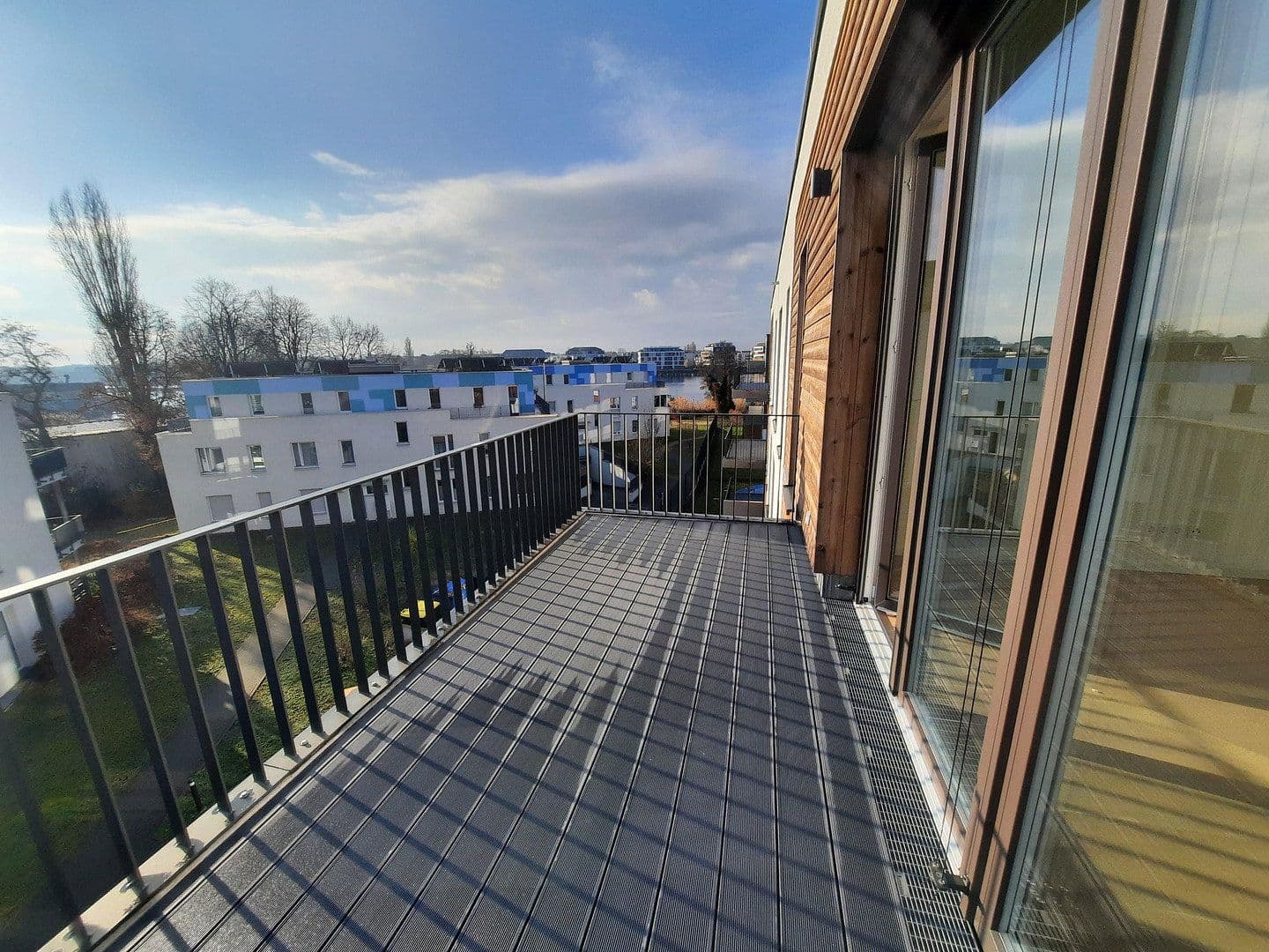 Prenájom bytu 4-izbový 102 m², Wendenschloßstr. 332b, Berlin, Berlín Prenájom bytu 4-izbový 102 m², Wendenschloßstr. 332b, Berlin, Berlín