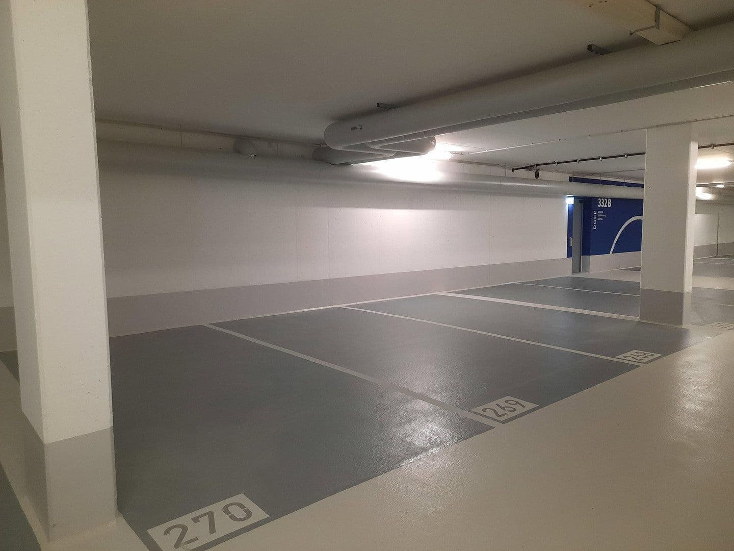 Prenájom bytu 4-izbový 102 m², Wendenschloßstr. 332b, Berlin, Berlín Prenájom bytu 4-izbový 102 m², Wendenschloßstr. 332b, Berlin, Berlín