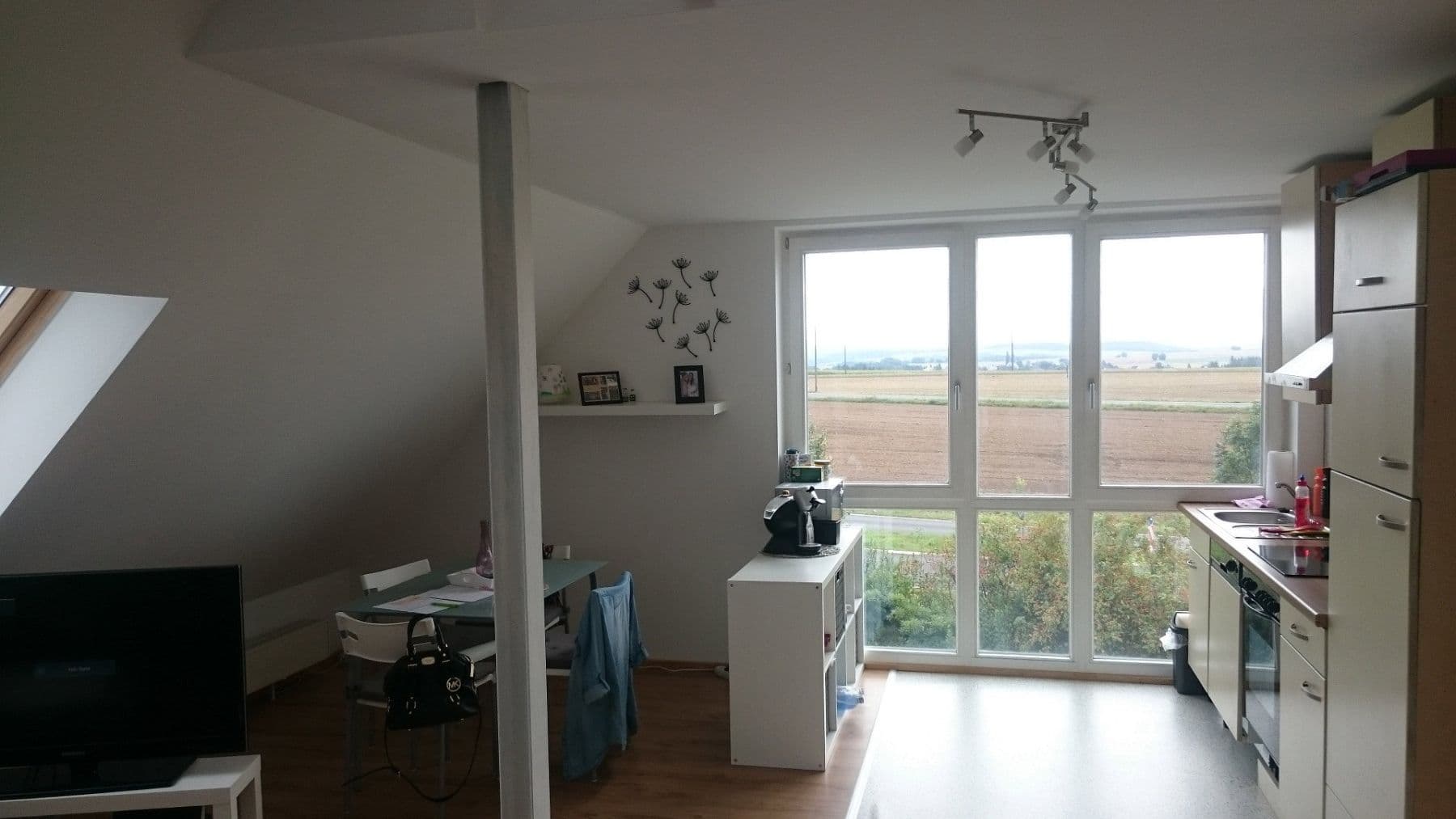 Prenájom bytu 2-izbový 63 m², Münstermaifeld, Porýnie-Falcko Prenájom bytu 2-izbový 63 m², Münstermaifeld, Porýnie-Falcko