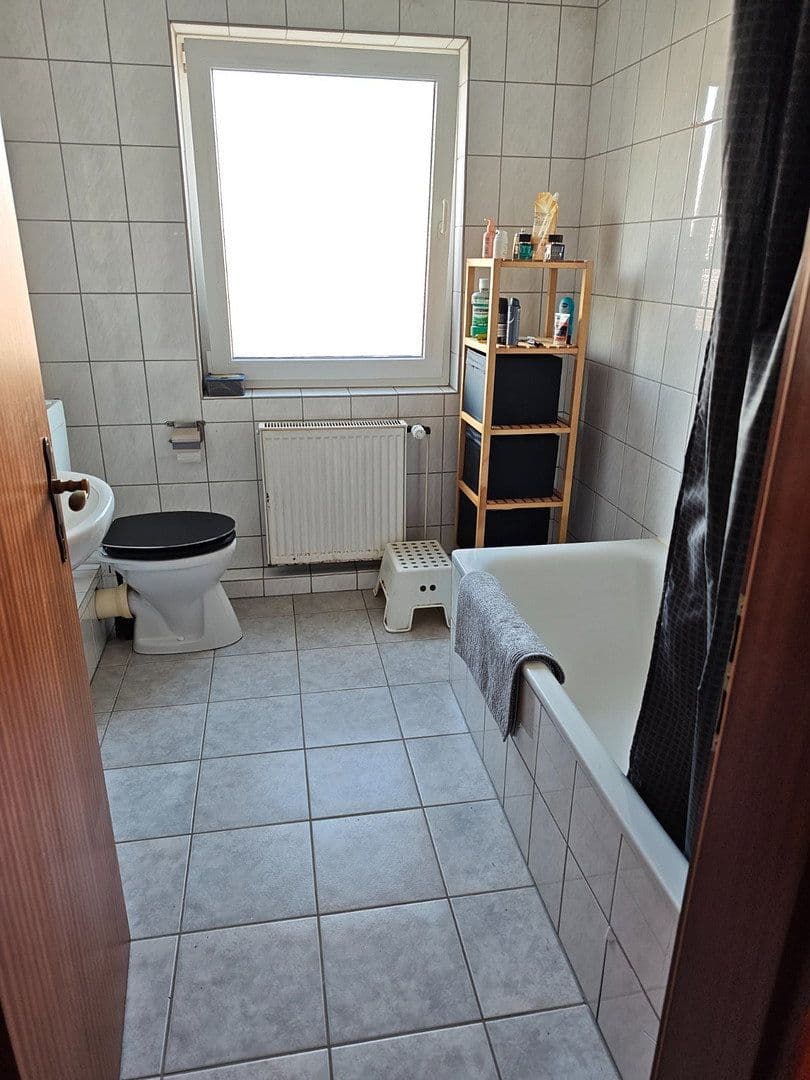 Prenájom bytu 3-izbový 67 m², Finkenweg 4 A, Wathlingen, Dolné Sasko Prenájom bytu 3-izbový 67 m², Finkenweg 4 A, Wathlingen, Dolné Sasko