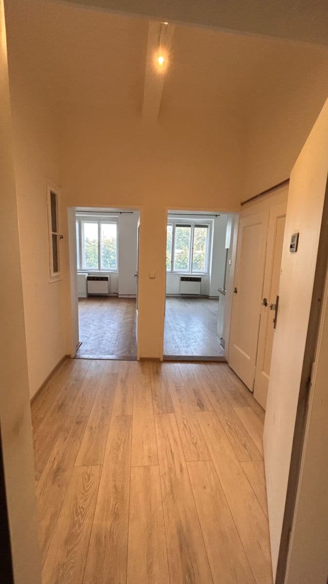 Prenájom bytu 1-izbový 42 m², Sekaninova, Praha, Praha Prenájom bytu 1-izbový 42 m², Sekaninova, Praha, Praha