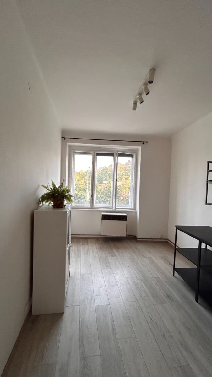 Prenájom bytu 1-izbový 42 m², Sekaninova, Praha, Praha Prenájom bytu 1-izbový 42 m², Sekaninova, Praha, Praha
