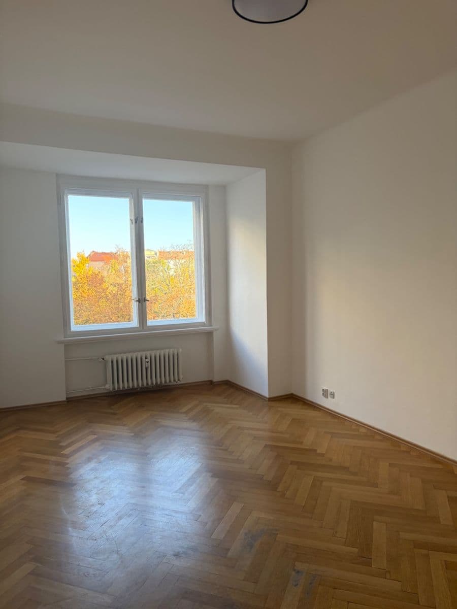 Prenájom bytu Garsoniéra 31 m², Ondříčkova, Praha, Praha Prenájom bytu Garsoniéra 31 m², Ondříčkova, Praha, Praha