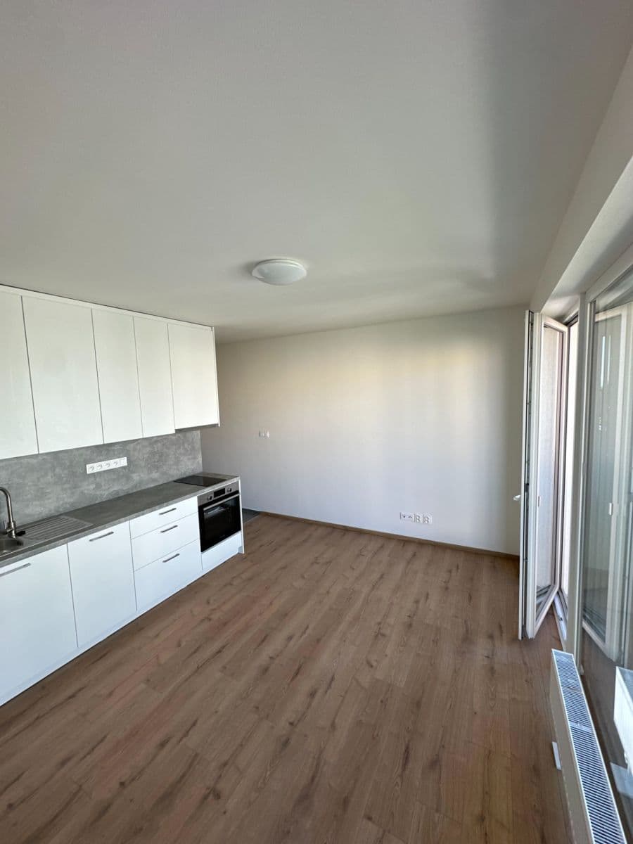 Predaj bytu 1-izbový 39 m², Krašovská, Plzeň, Plzeňský kraj Predaj bytu 1-izbový 39 m², Krašovská, Plzeň, Plzeňský kraj