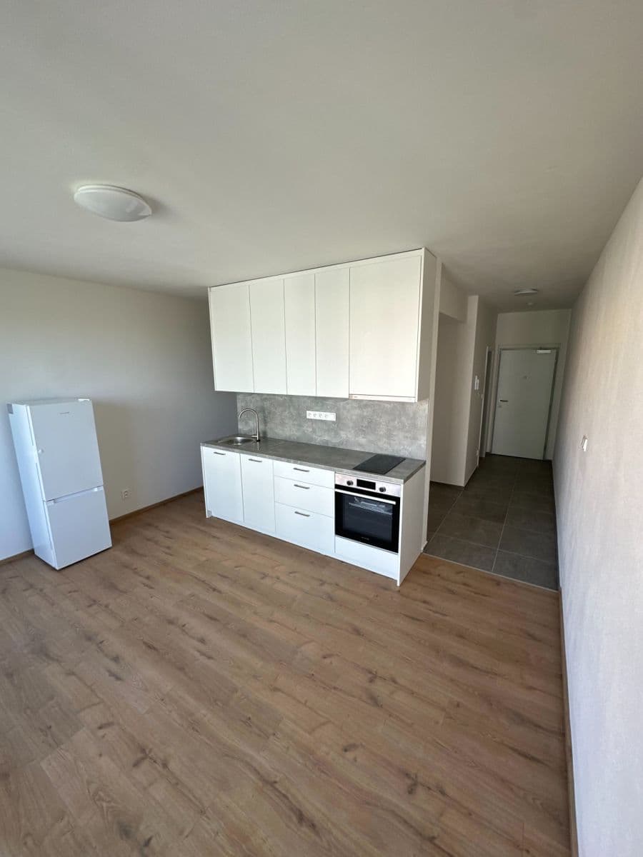 Predaj bytu 1-izbový 39 m², Krašovská, Plzeň, Plzeňský kraj Predaj bytu 1-izbový 39 m², Krašovská, Plzeň, Plzeňský kraj