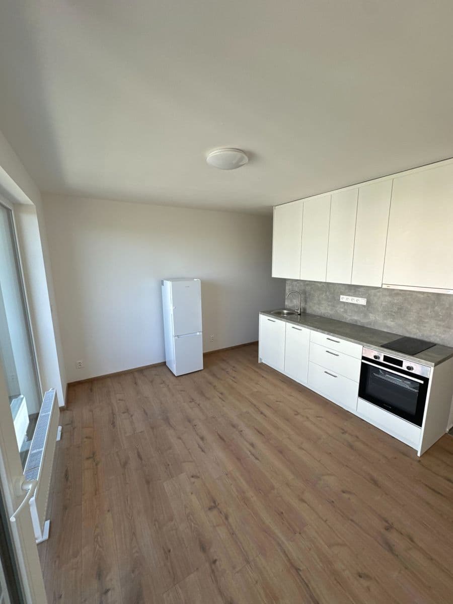 Predaj bytu 1-izbový 39 m², Krašovská, Plzeň, Plzeňský kraj Predaj bytu 1-izbový 39 m², Krašovská, Plzeň, Plzeňský kraj