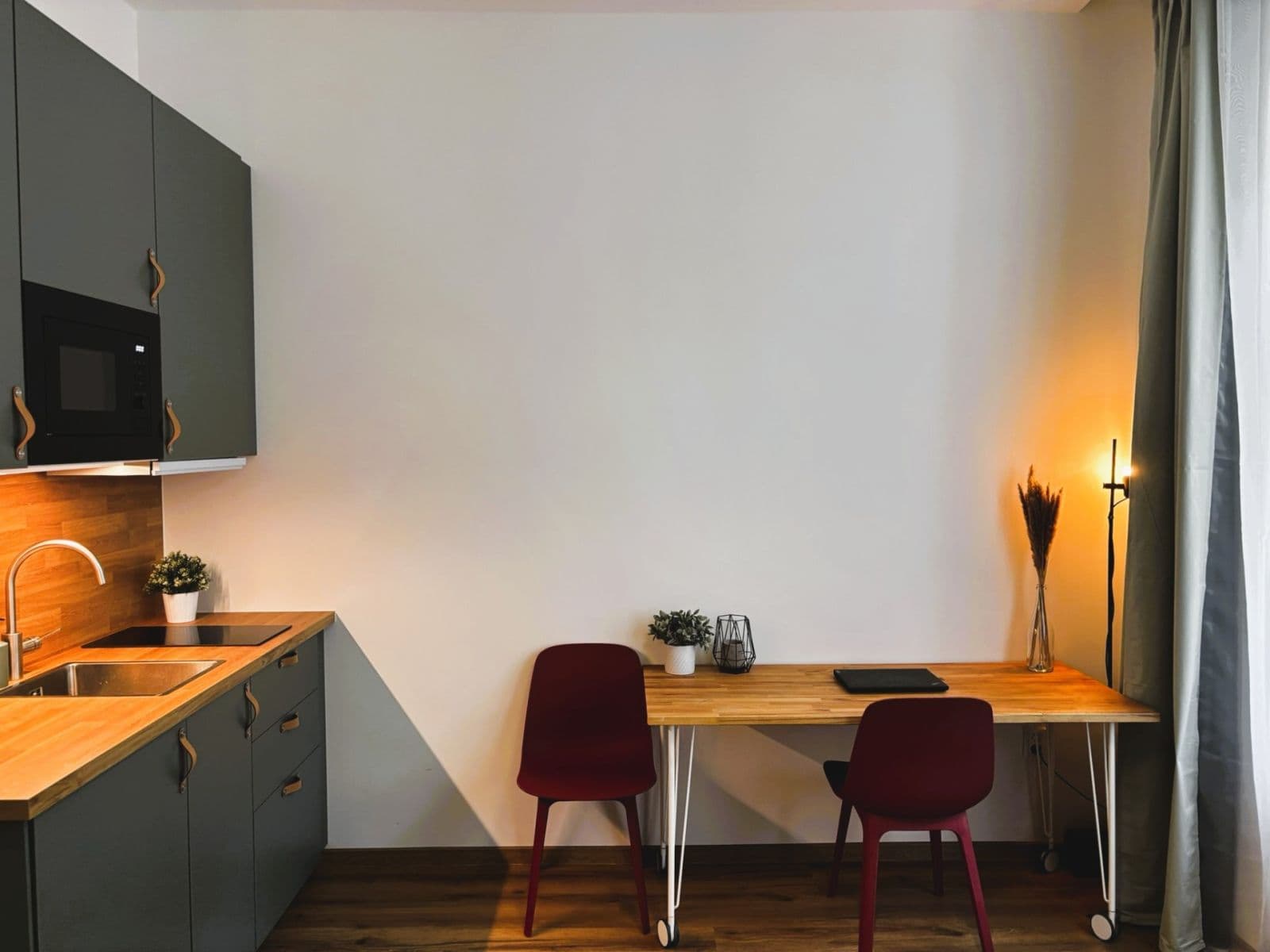 Prenájom bytu 1-izbový 22 m², Perunova, Praha, Praha Prenájom bytu 1-izbový 22 m², Perunova, Praha, Praha