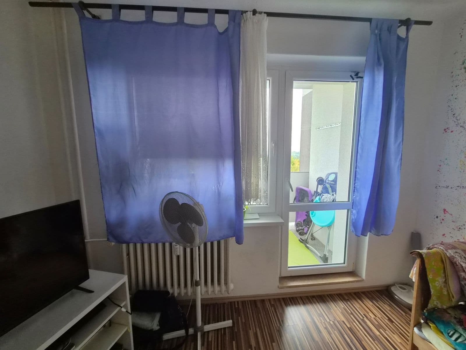 Predaj bytu 3-izbový 69 m², Kamenný vrch, Chomutov, Ústecký kraj Predaj bytu 3-izbový 69 m², Kamenný vrch, Chomutov, Ústecký kraj