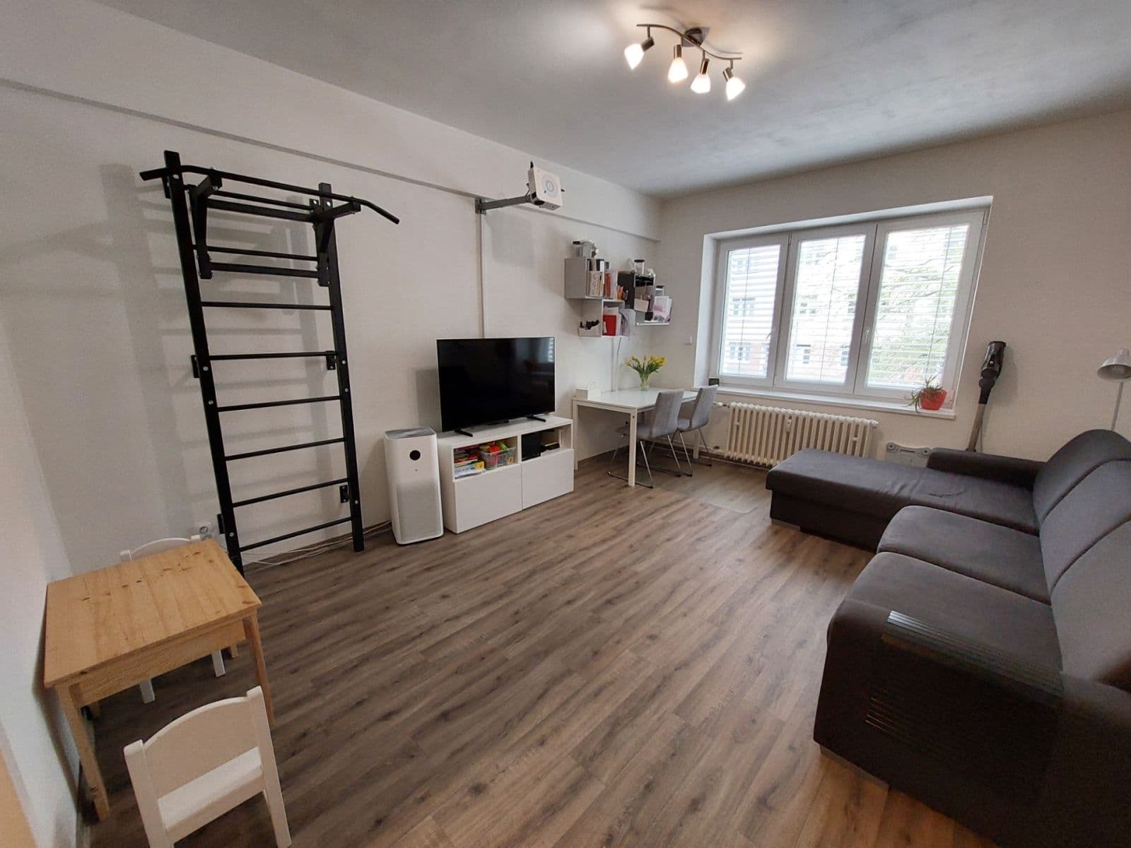 Prenájom bytu 3-izbový 70 m², Čápkova, Brno, Jihomoravský kraj Prenájom bytu 3-izbový 70 m², Čápkova, Brno, Jihomoravský kraj
