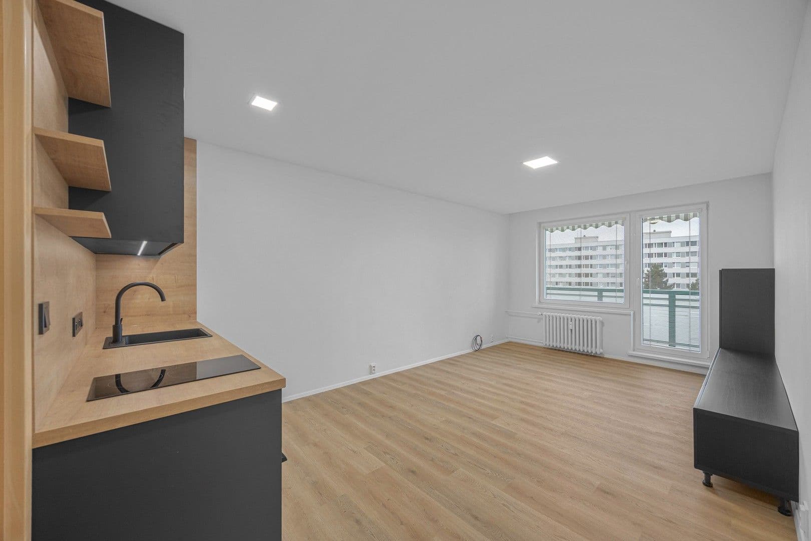 Prenájom bytu 1-izbový 30 m², Česákova, Praha, Praha Prenájom bytu 1-izbový 30 m², Česákova, Praha, Praha