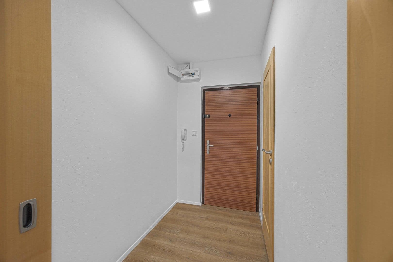 Prenájom bytu 1-izbový 30 m², Česákova, Praha, Praha Prenájom bytu 1-izbový 30 m², Česákova, Praha, Praha