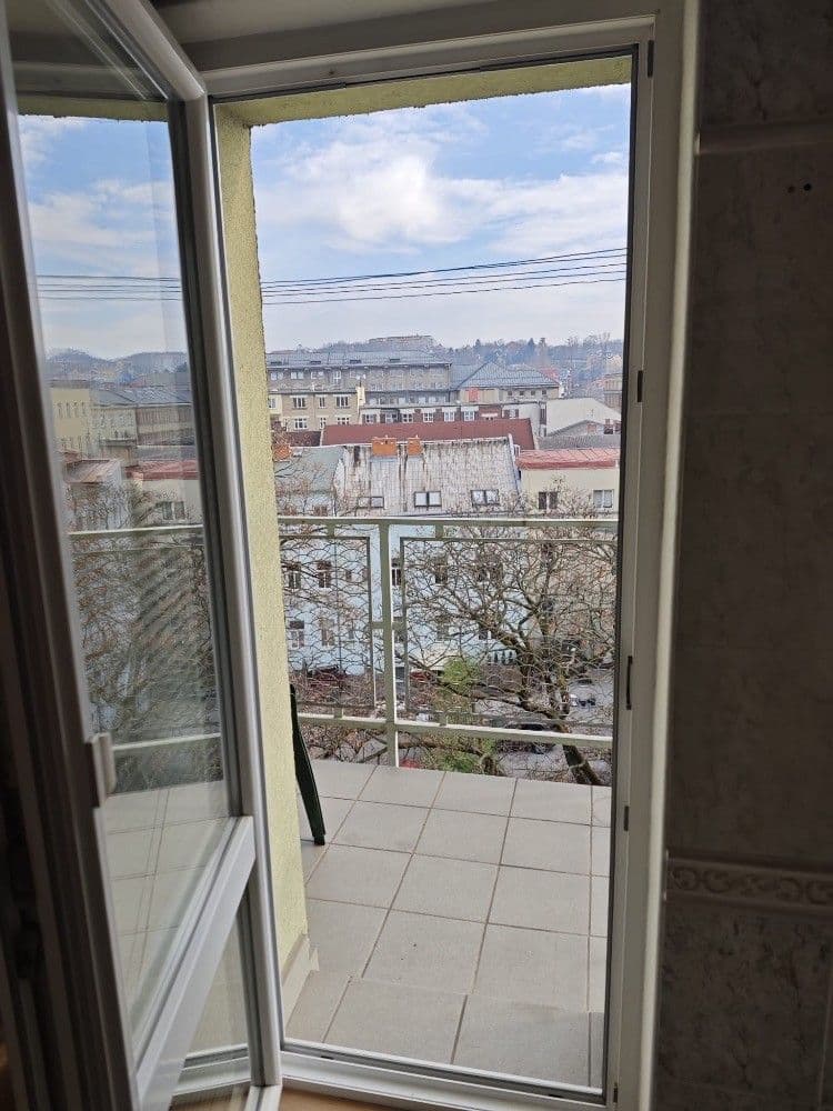 Prenájom bytu 2-izbový 60 m², Dr. Šmerala, Ostrava, Moravskoslezský kraj Prenájom bytu 2-izbový 60 m², Dr. Šmerala, Ostrava, Moravskoslezský kraj