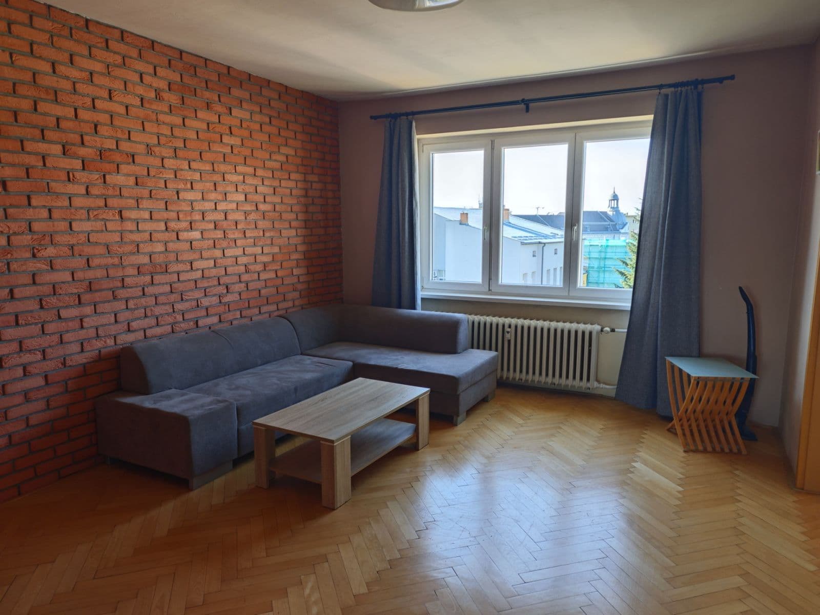 Prenájom bytu 2-izbový 60 m², Dr. Šmerala, Ostrava, Moravskoslezský kraj Prenájom bytu 2-izbový 60 m², Dr. Šmerala, Ostrava, Moravskoslezský kraj