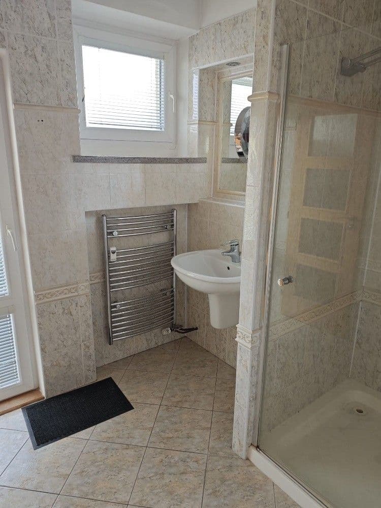Prenájom bytu 2-izbový 60 m², Dr. Šmerala, Ostrava, Moravskoslezský kraj Prenájom bytu 2-izbový 60 m², Dr. Šmerala, Ostrava, Moravskoslezský kraj