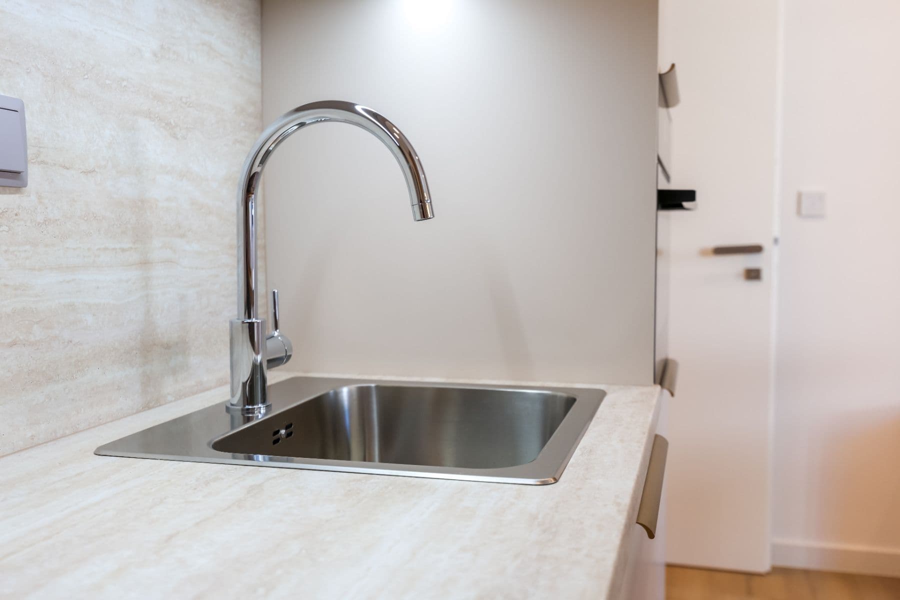 Prenájom bytu 1-izbový 28 m², Na Vrchu, Praha, Praha Prenájom bytu 1-izbový 28 m², Na Vrchu, Praha, Praha