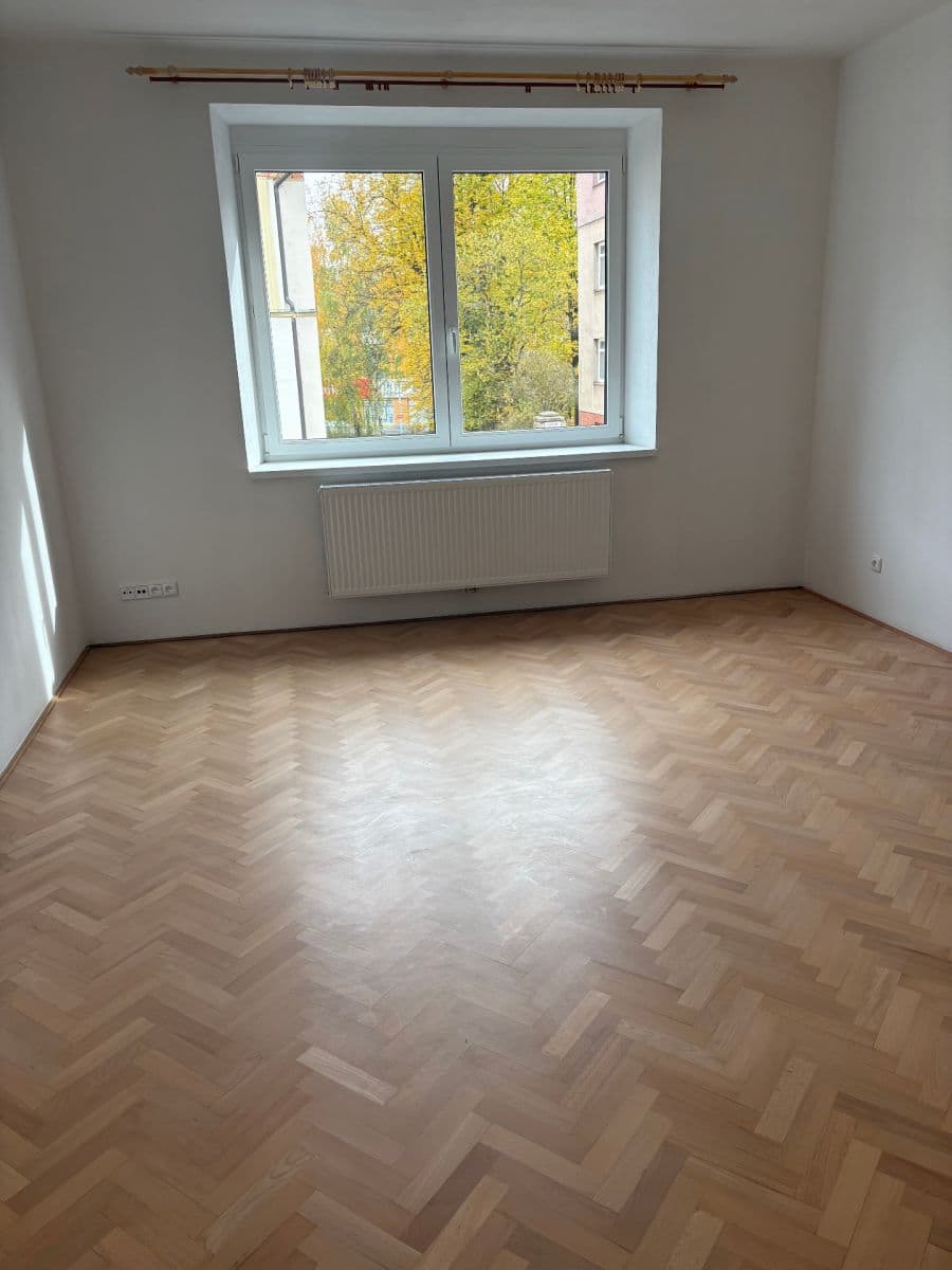Prenájom bytu 2-izbový 78 m², Nádražní, Pelhřimov, Kraj Vysočina Prenájom bytu 2-izbový 78 m², Nádražní, Pelhřimov, Kraj Vysočina