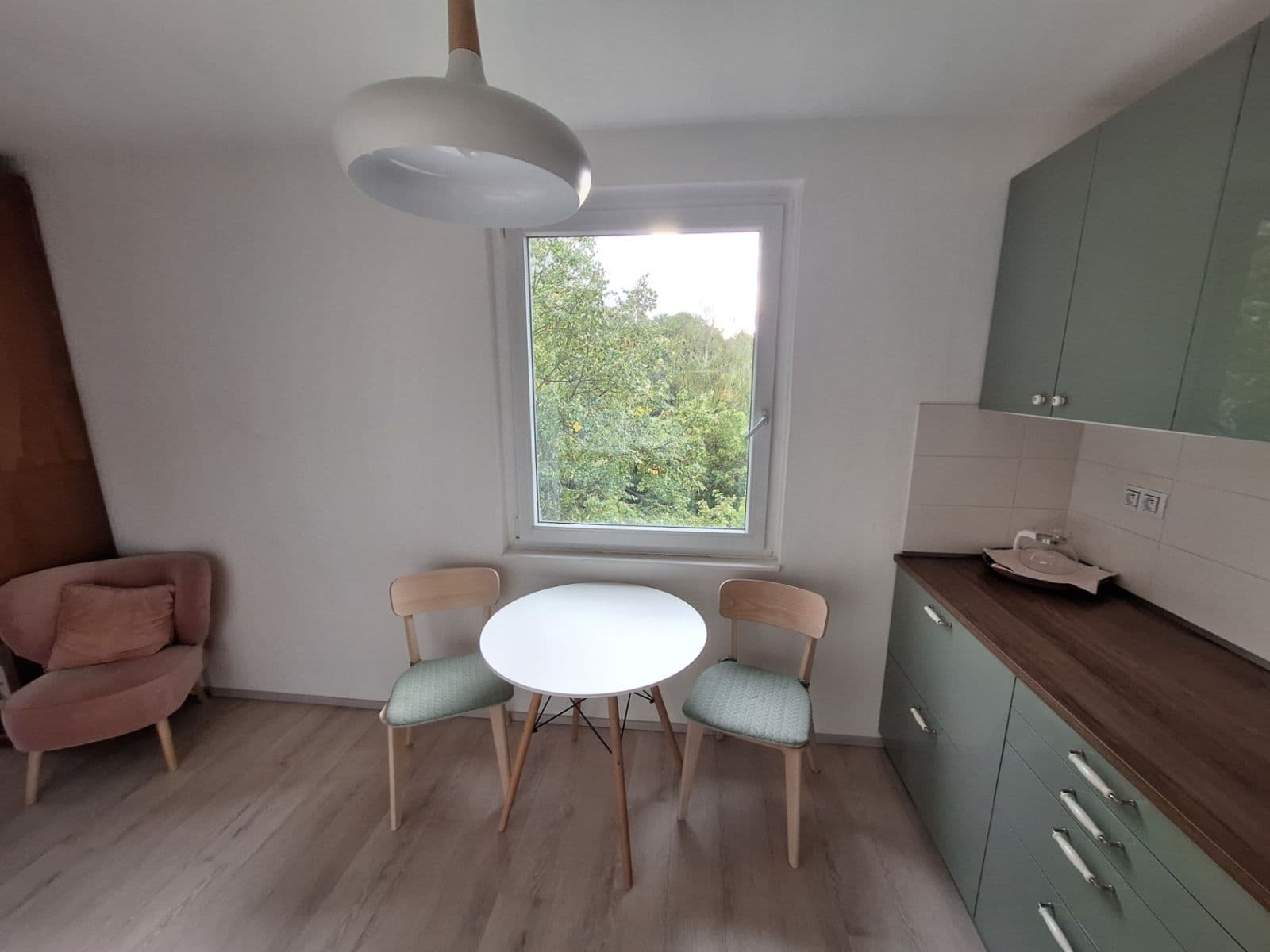 Prenájom bytu 3-izbový 62 m², Trachtova, Praha, Praha Prenájom bytu 3-izbový 62 m², Trachtova, Praha, Praha