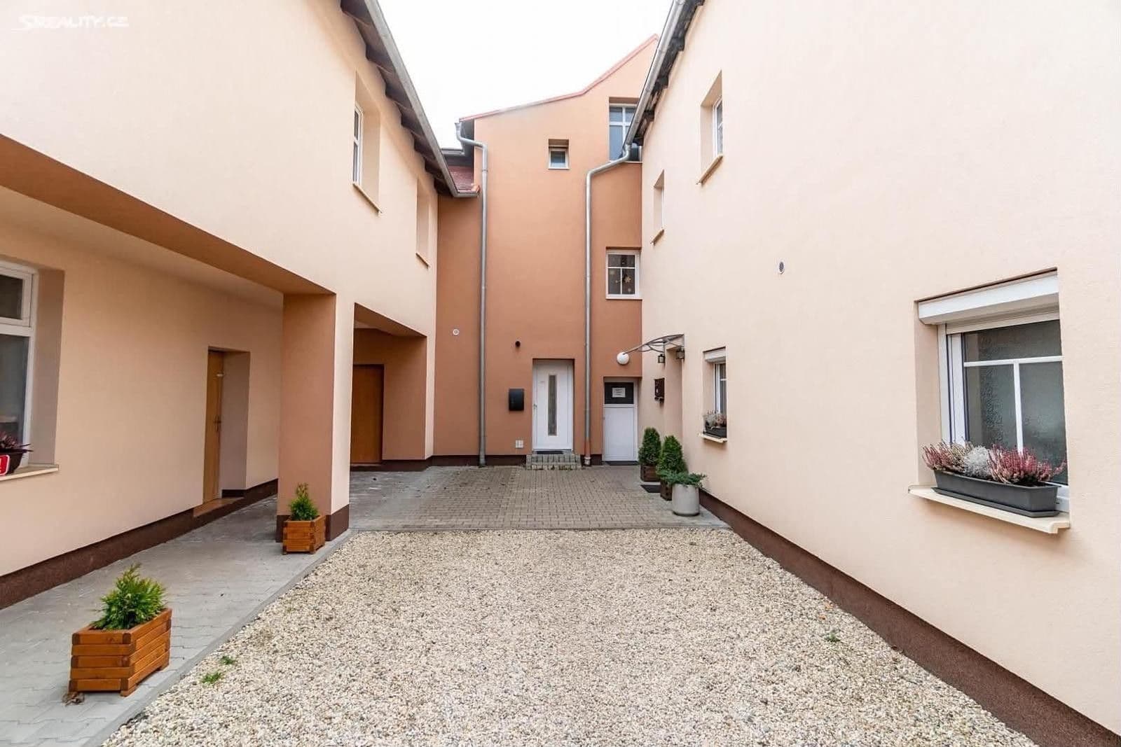 Predaj bytu 3-izbový 107 m², Tovární, Hrádek nad Nisou, Liberecký kraj Predaj bytu 3-izbový 107 m², Tovární, Hrádek nad Nisou, Liberecký kraj