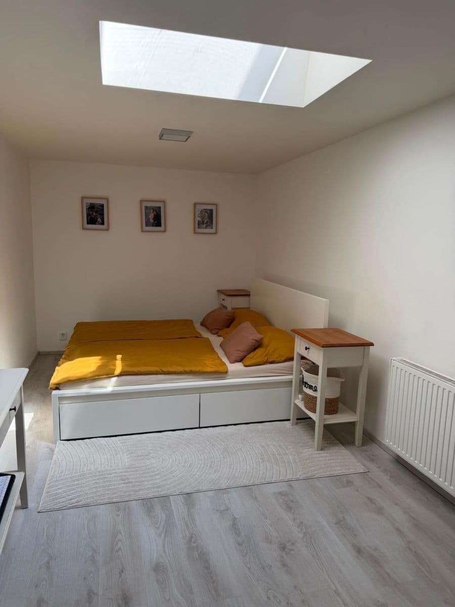 Predaj bytu 3-izbový 107 m², Tovární, Hrádek nad Nisou, Liberecký kraj Predaj bytu 3-izbový 107 m², Tovární, Hrádek nad Nisou, Liberecký kraj