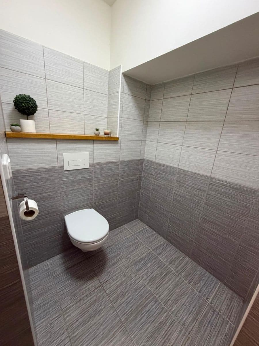 Predaj bytu 3-izbový 107 m², Tovární, Hrádek nad Nisou, Liberecký kraj Predaj bytu 3-izbový 107 m², Tovární, Hrádek nad Nisou, Liberecký kraj