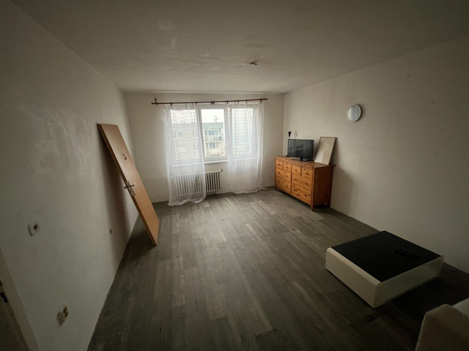 Predaj bytu 1-izbový 34 m², Šrámkova, Ústí nad Labem, Ústecký kraj Predaj bytu 1-izbový 34 m², Šrámkova, Ústí nad Labem, Ústecký kraj