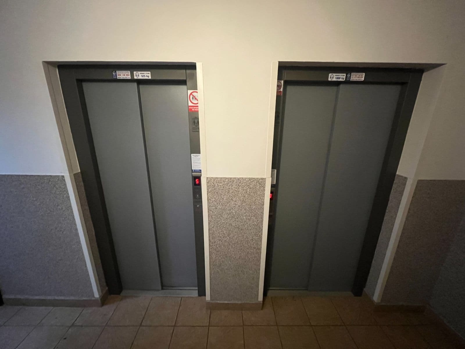 Predaj bytu 1-izbový 34 m², Šrámkova, Ústí nad Labem, Ústecký kraj Predaj bytu 1-izbový 34 m², Šrámkova, Ústí nad Labem, Ústecký kraj
