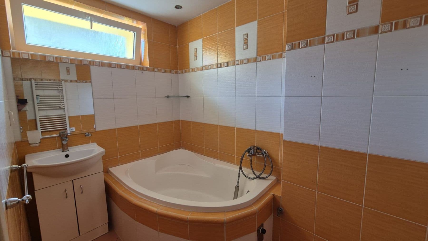 Prenájom bytu 2-izbový 54 m², Moskevská, Kladno, Středočeský kraj Prenájom bytu 2-izbový 54 m², Moskevská, Kladno, Středočeský kraj
