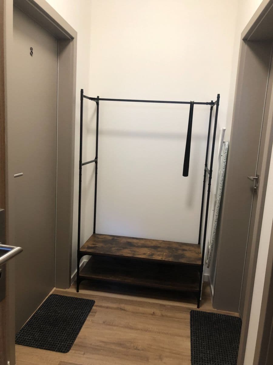Prenájom bytu Garsoniéra 34 m², Bělohorská, Praha, Praha Prenájom bytu Garsoniéra 34 m², Bělohorská, Praha, Praha