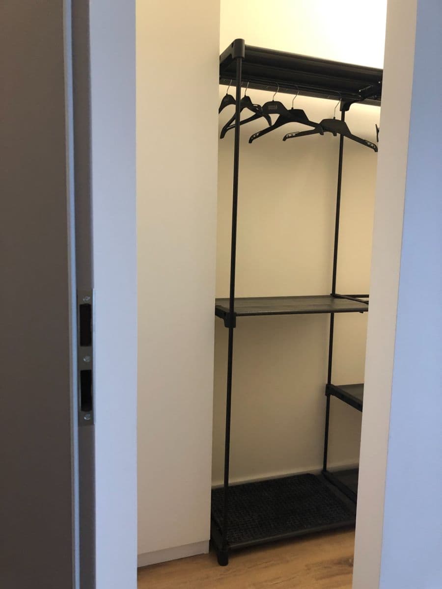 Prenájom bytu Garsoniéra 34 m², Bělohorská, Praha, Praha Prenájom bytu Garsoniéra 34 m², Bělohorská, Praha, Praha